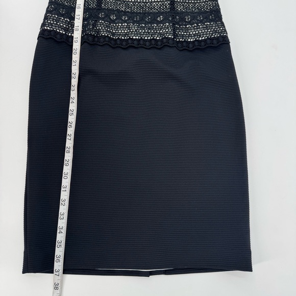 Katherine Kelly Black & Ivory Embroidered Lace Sleeveless Sheath Dress Size 2 - Picture 8 of 9